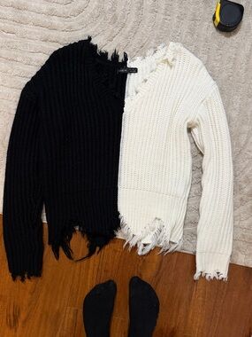 SHEIN Two-Tone Black & Cream Distressed V-Neck Sweater